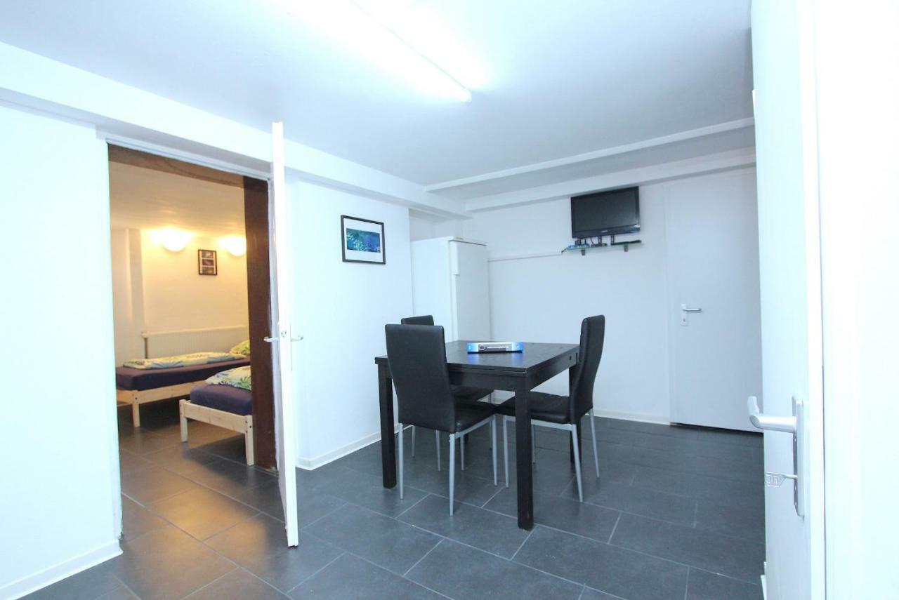 Privat-Souterrain-Apartment Hannover Esterno foto